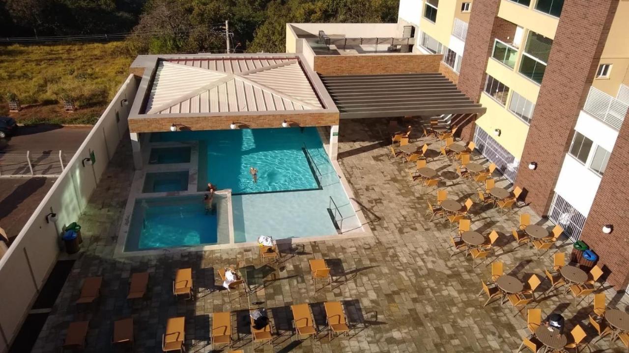 Villa Di Roma Piazza - JC TEMPORADA Caldas Novas Esterno foto